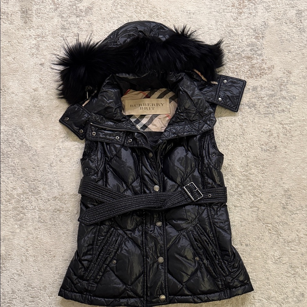 Burberry Black Quilted Vest with Fur Collar
